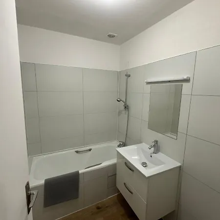 Spacieux & Proche Du Futuroscope 別荘 *